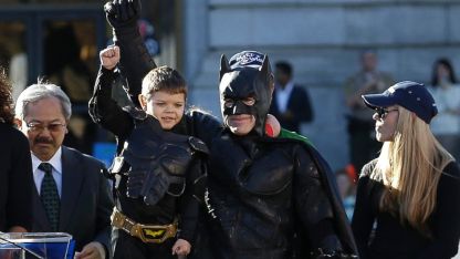 AP_batkid_makeawish_lpl_131115_16x9_992