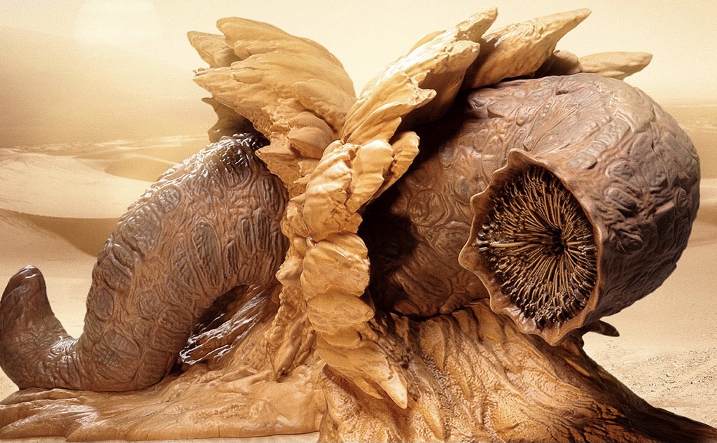 These Dune: Sandworm Bookends bring the sands of Arrakis to your&nbsp;bookshelf
