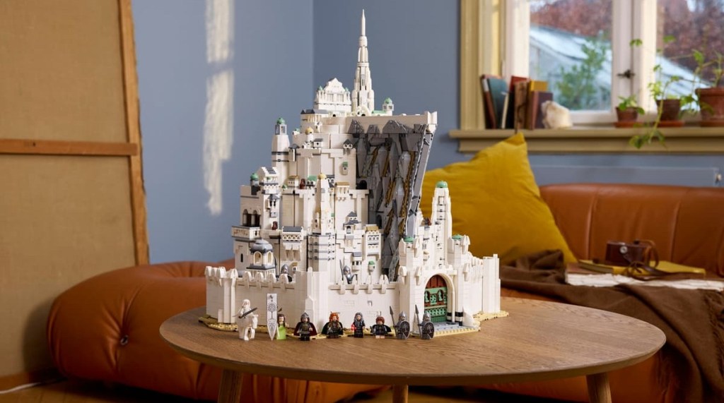 LEGO Unveils Minas Tirith, the Largest Lord of the Rings Set So&nbsp;Far